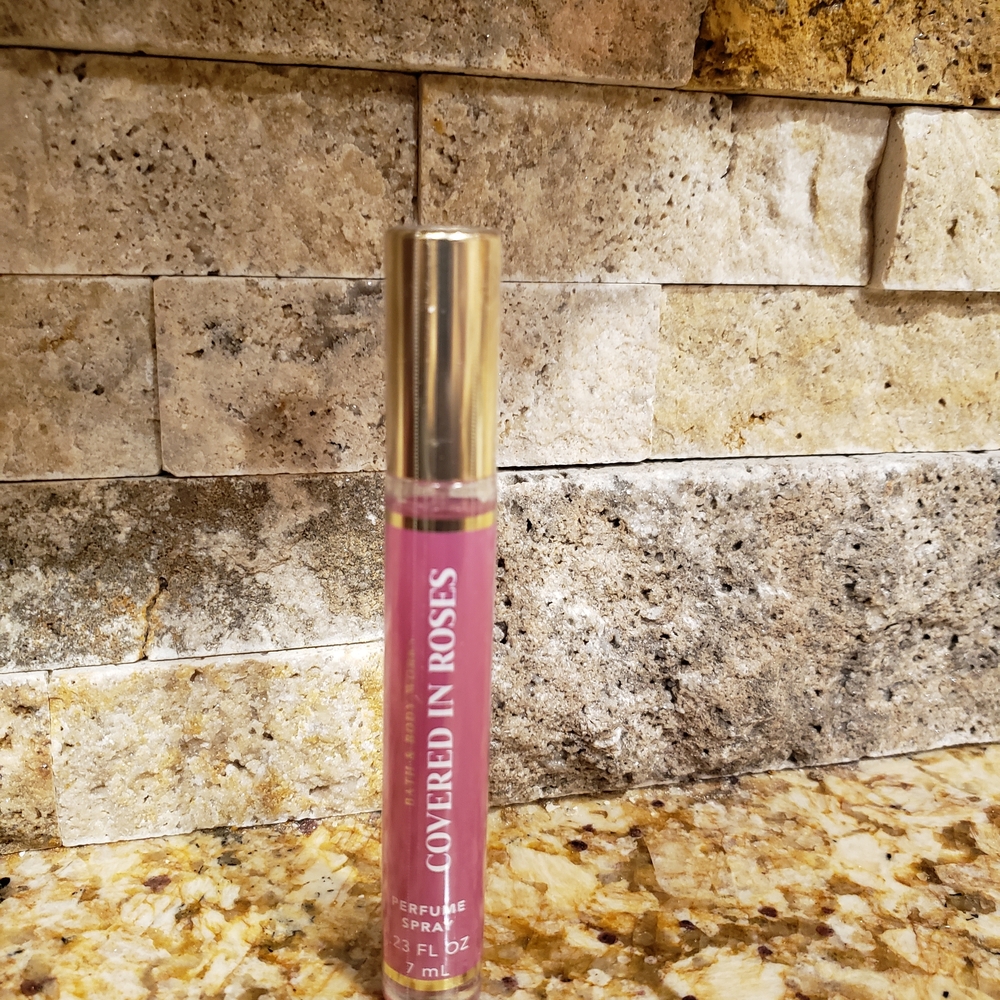 Bath & Body Works Covered in Roses Perfume
